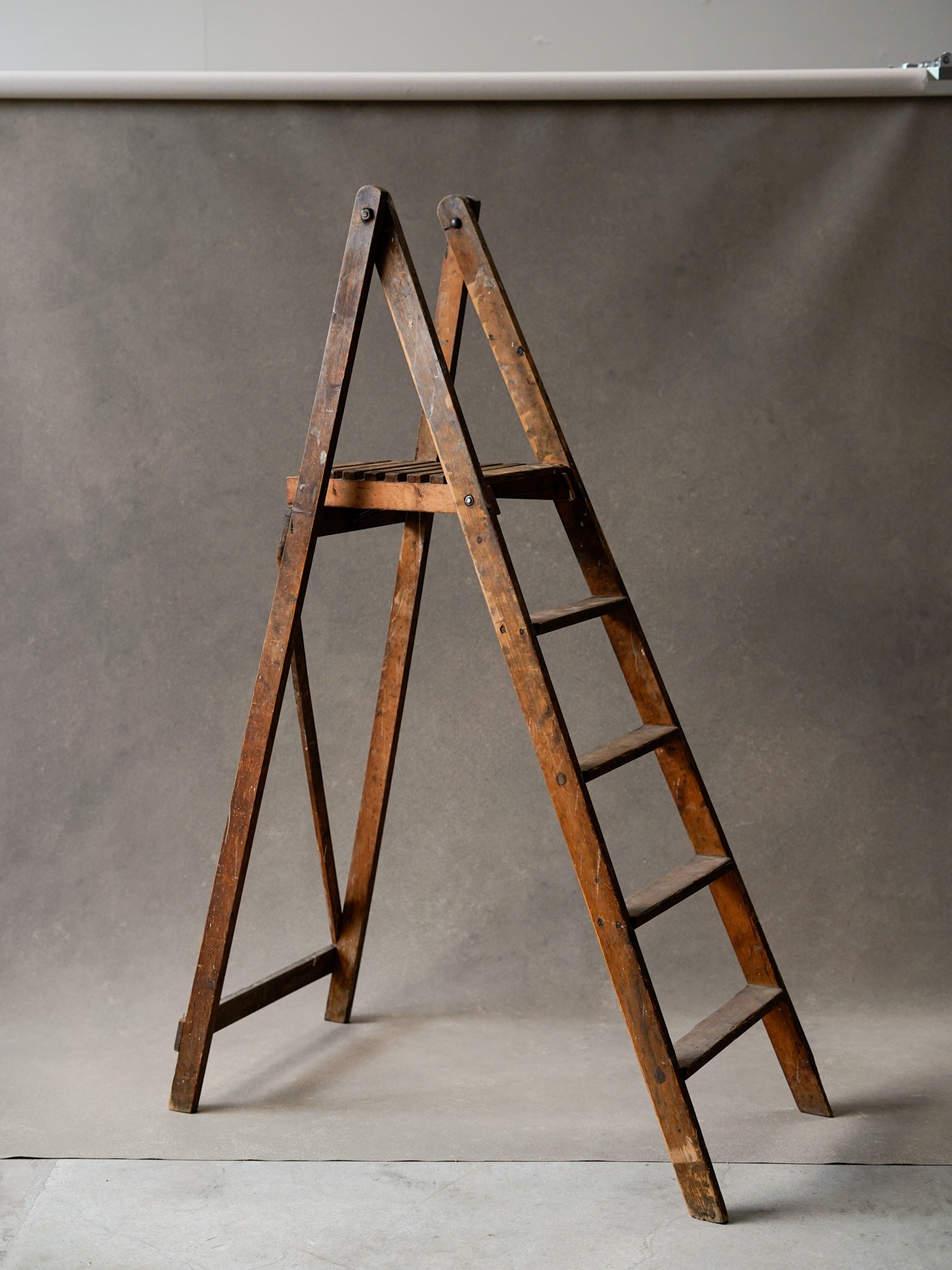 French Harvest Ladder