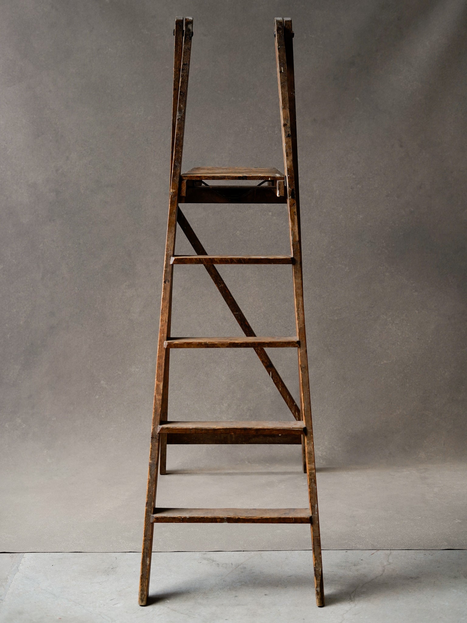 French Harvest Ladder