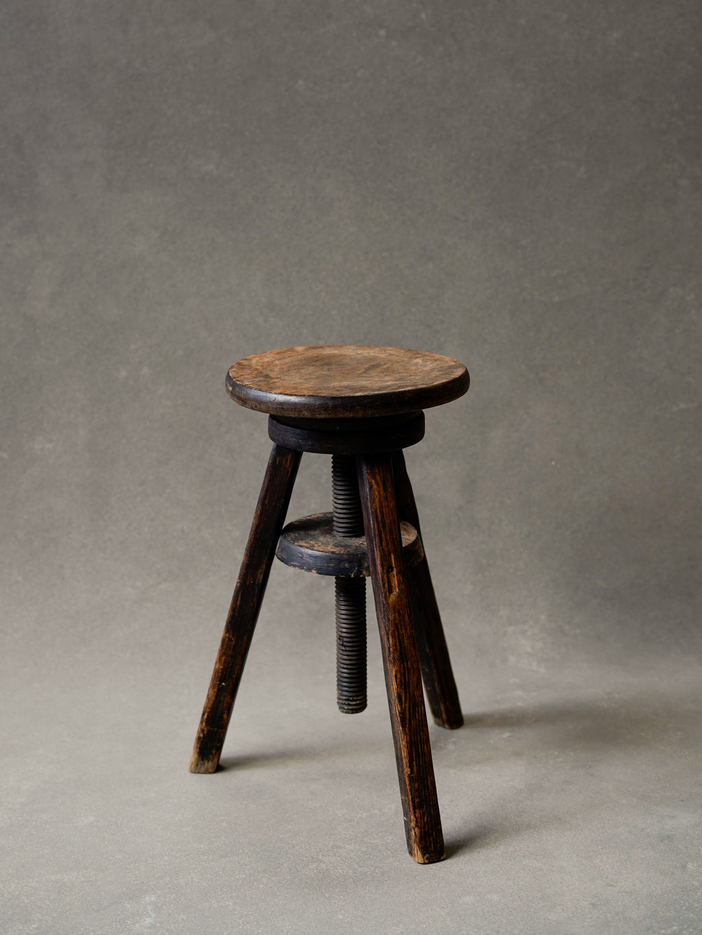 Swivel Stool